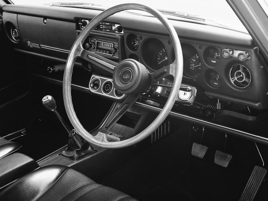  Datsun Bluebird 1800 SSS Coupe 1970 года  (фото 4 из 6)